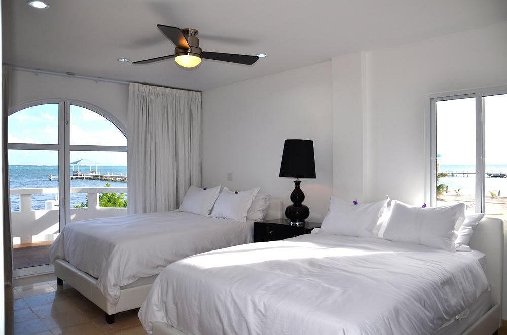 Sands Villas San Pedro  Exterior photo