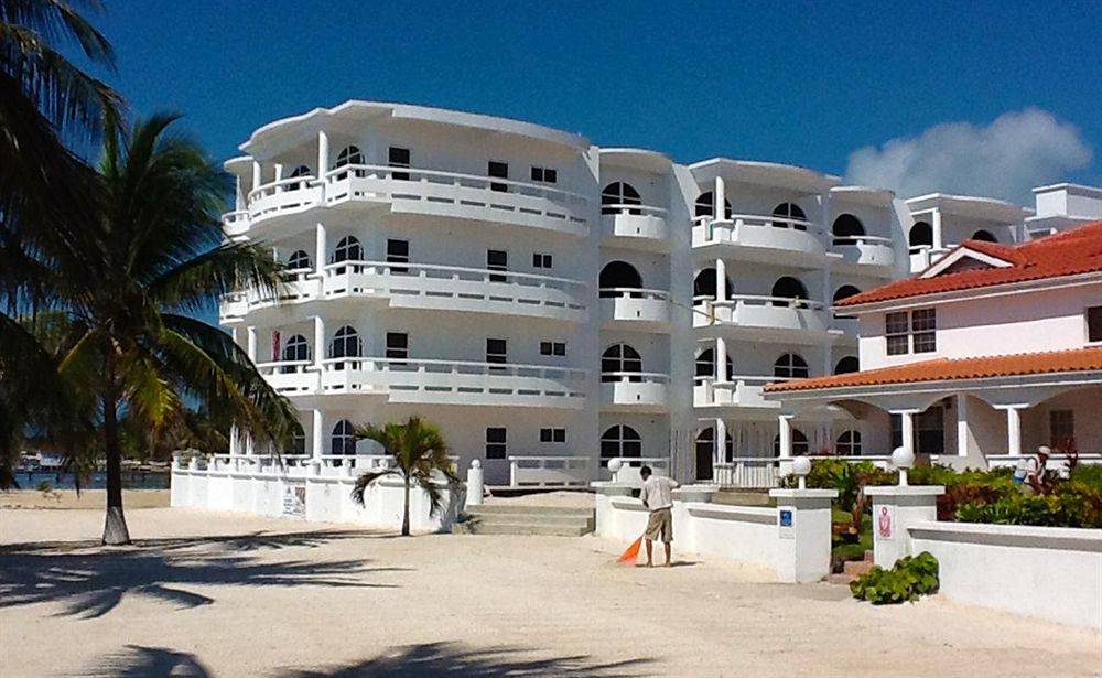 Sands Villas San Pedro  Exterior photo