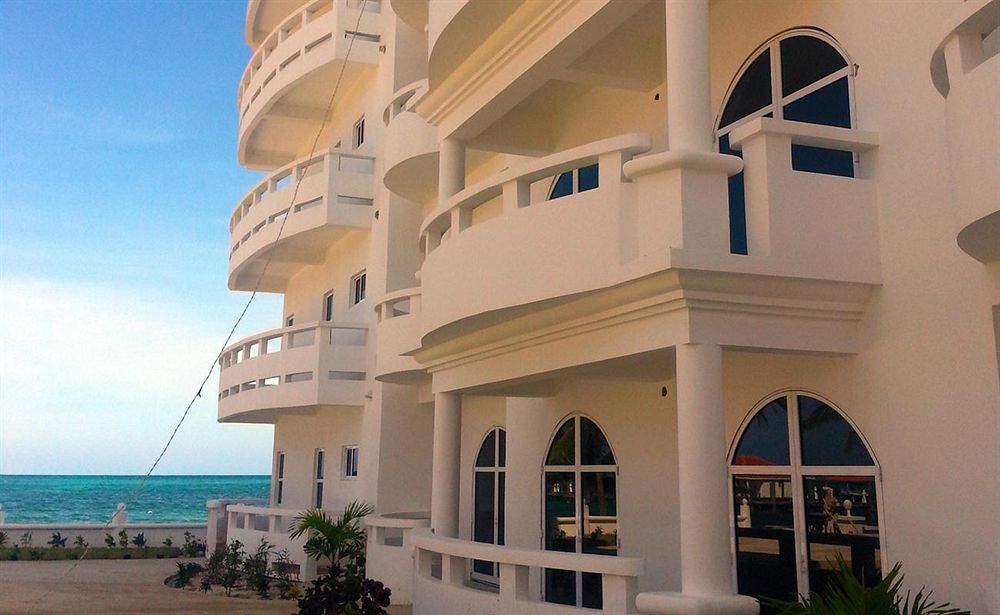 Sands Villas San Pedro  Exterior photo