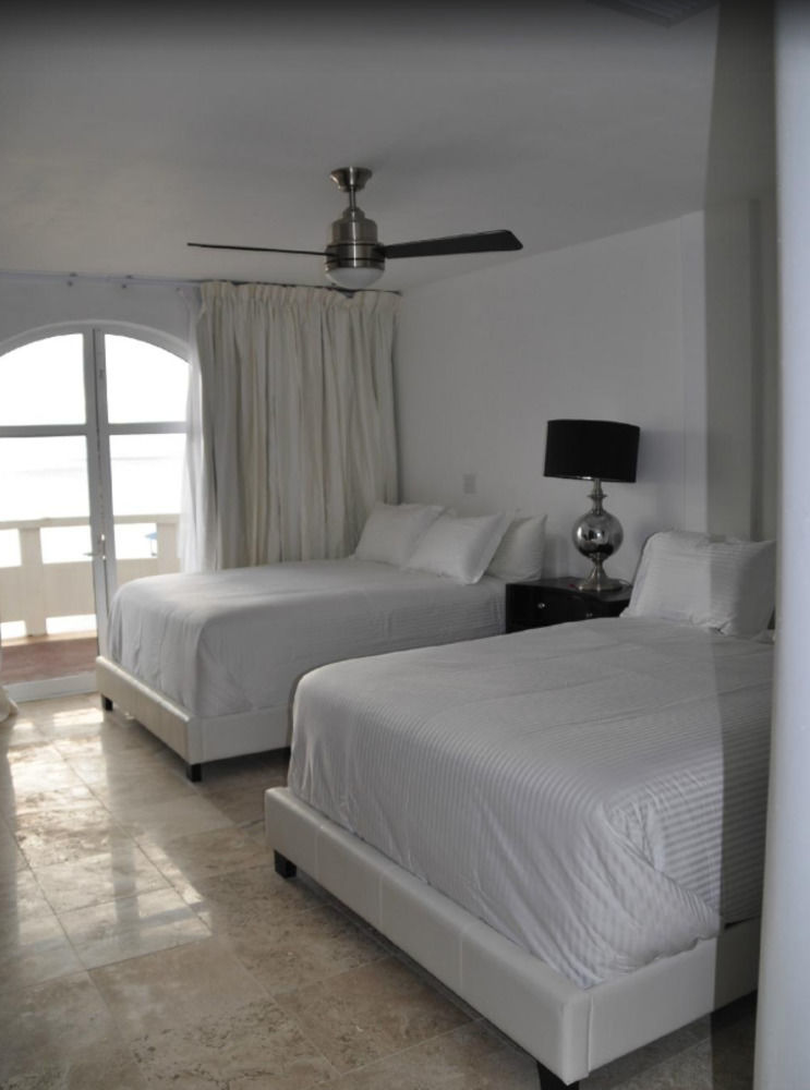 Sands Villas San Pedro  Exterior photo